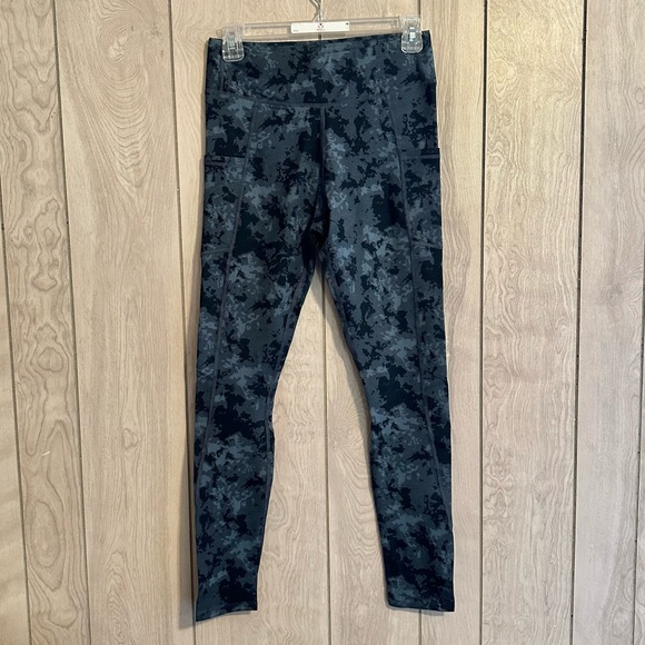 PACT Pureactive Pocket Legging in Camo - Picture 4 of 5